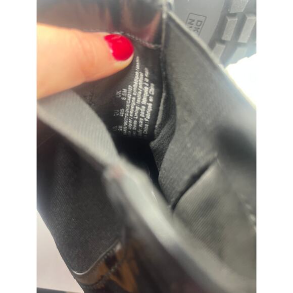 DKNY Senni Chelsea Lug Sole Chunky Platform Ankle Boots Booties Black Size 9 - Picture 8 of 9